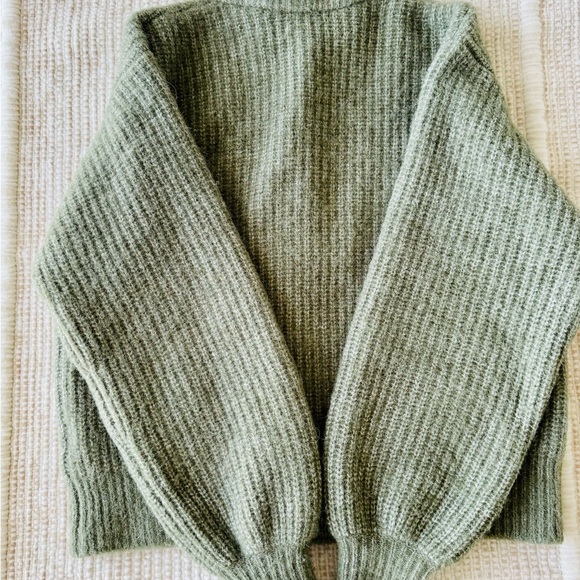 EUC Sezane Micky Jumper in Green XS No Flaws! - Picture 7 of 10